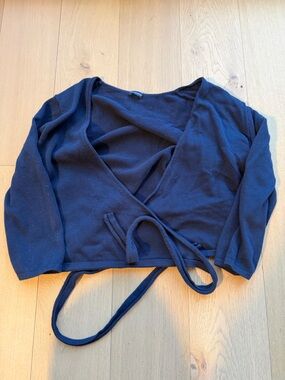 brandy Melville Blue Women's wrap sweater